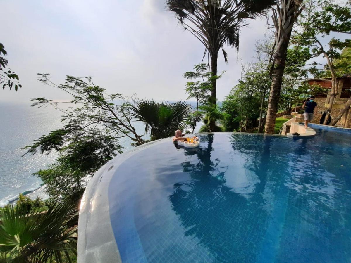 Edge Resort, Yogyakarta Parangtritis Exterior foto