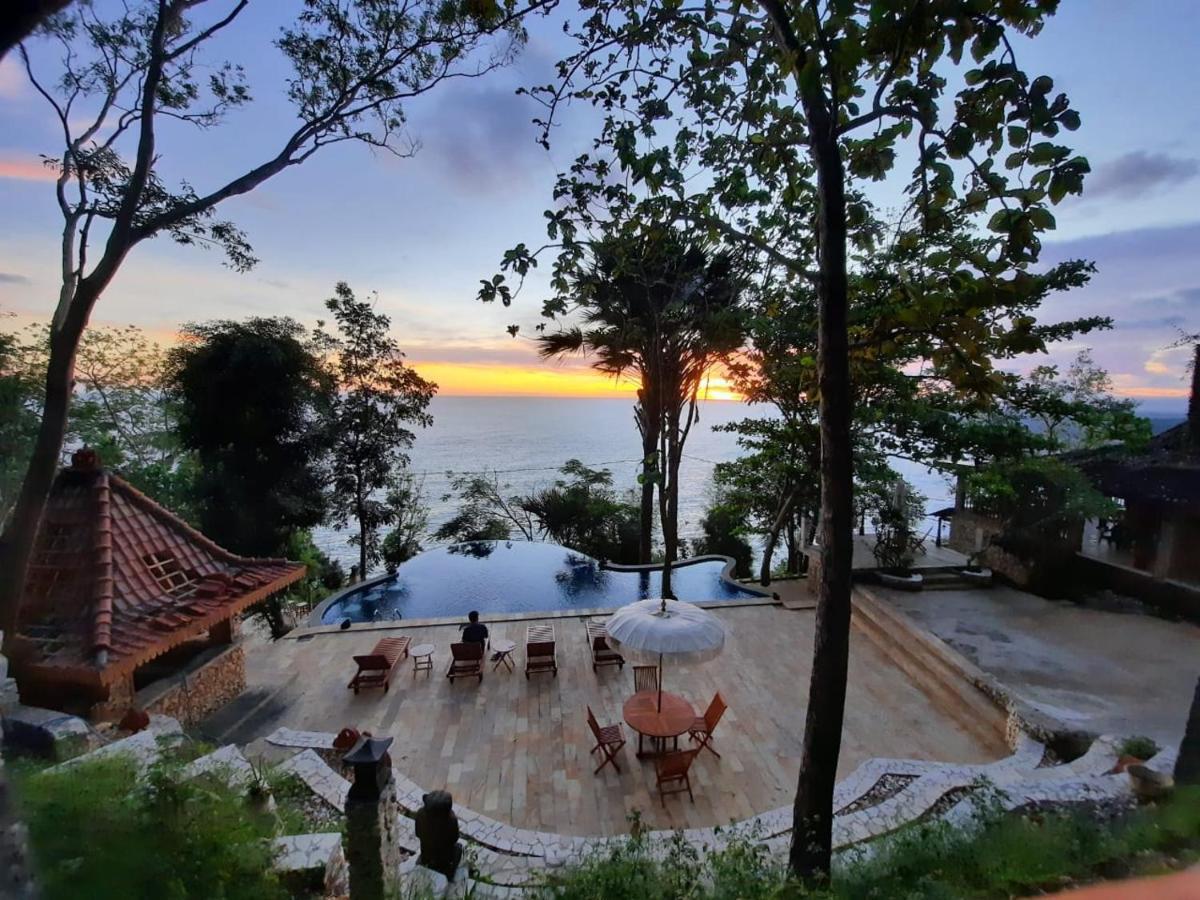 Edge Resort, Yogyakarta Parangtritis Exterior foto